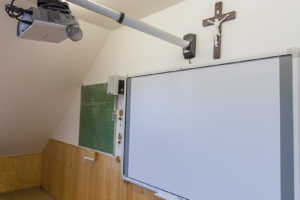 Gödöllő, Szent Imre Katolikus Általános Iskola – TouchBoard interaktív tábla szettek