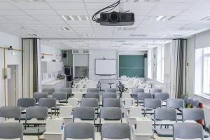 Budapest - Trefort Gyakorlóiskola - Laborbútor