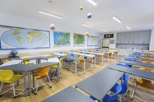 Esztergom – Árpád-házi Szent Erzsébet Gimnázium, Óvoda és Általános Iskola