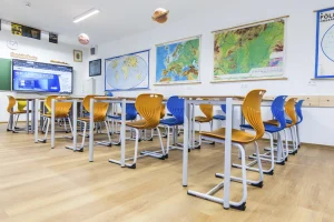 Esztergom – Árpád-házi Szent Erzsébet Gimnázium, Óvoda és Általános Iskola
