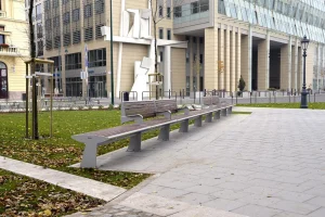 Budapest - Vásárcsarnok előtti főter